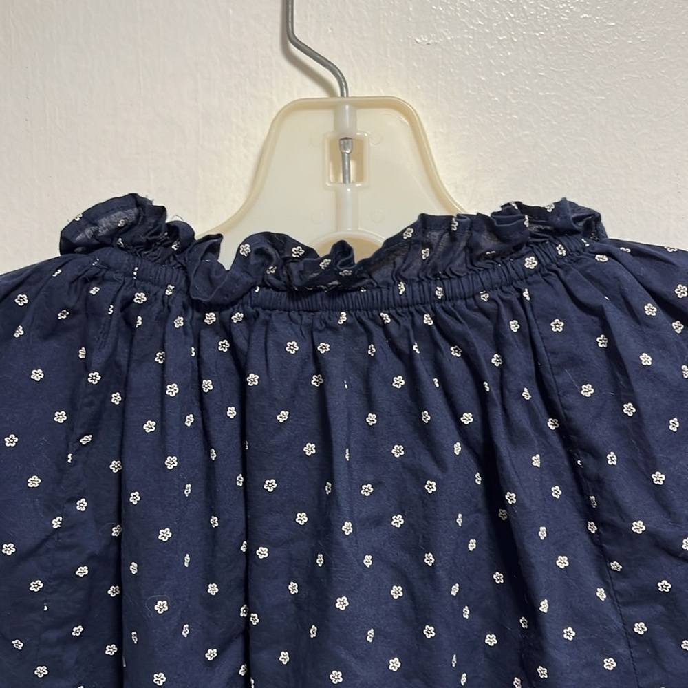 GAP Top - Picture 5 of 13